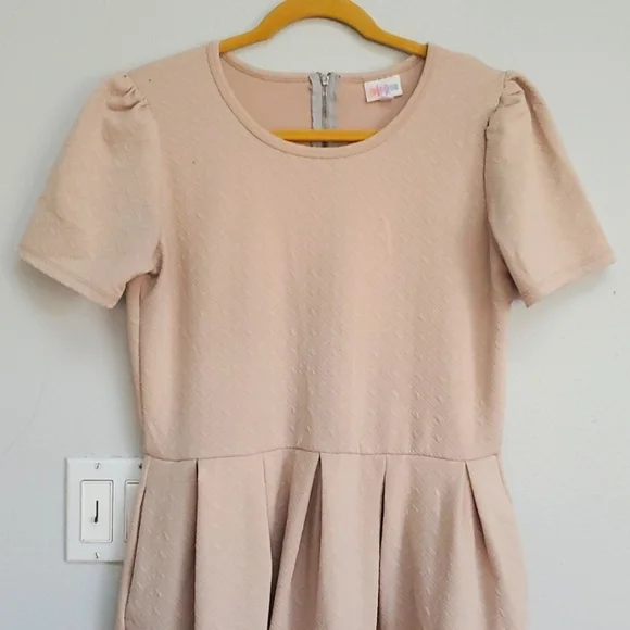 LulaRoe Amelia pleated skirt dress - Picture 2 of 10